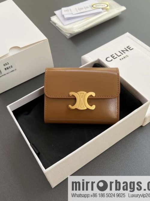 CELINE TRIOMPHE glossy leather (fabric) short wallet 10l653DS3.04LU652