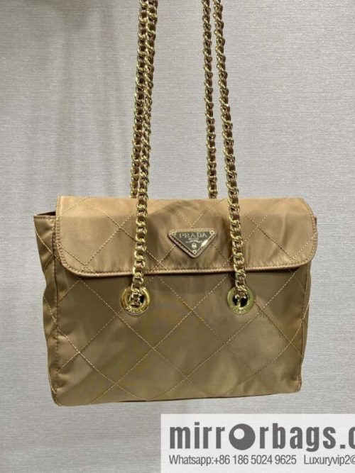 PRADA 🎉 medieval flip model 🎉 1BD620 new color