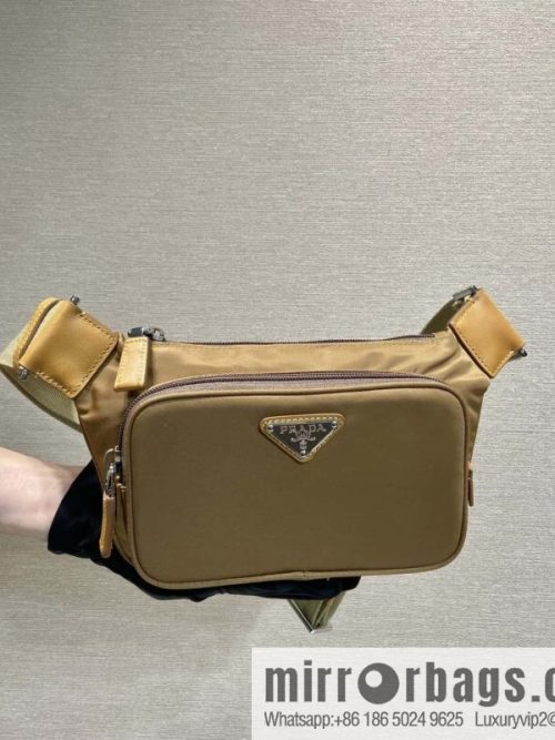 PRADA 🎉 new fanny pack 🎉 2VH128 new color