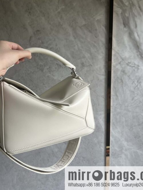 LOEWE satin leather ➕ Anagram embroidery shoulder strap geometric bag 0189 salt white 24CM