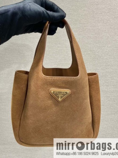 PRADA 🎉 mini basket 🎉 1BA349 frosted leather