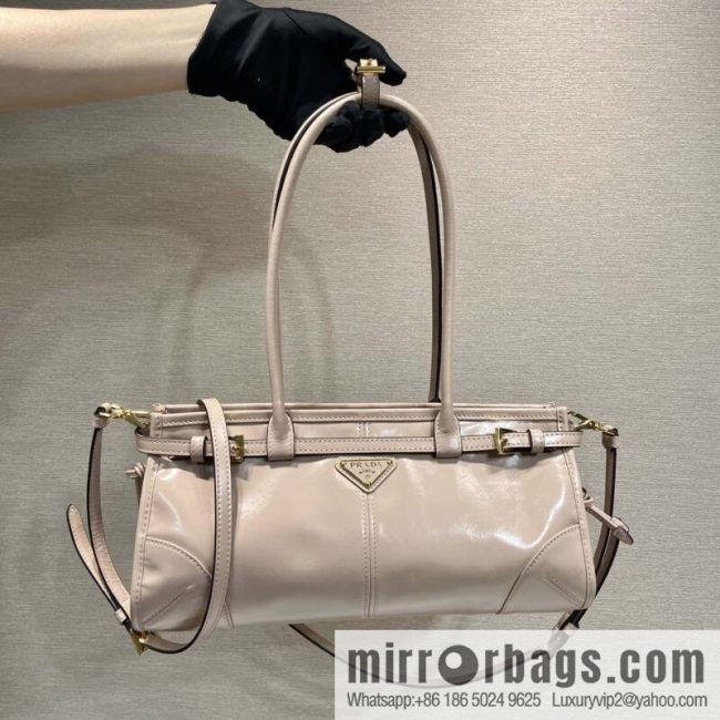 PRADA 🎉 LusSo lf oil wax leather 🎉 1BA426 small new color