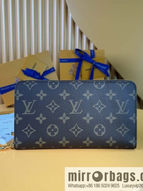 LV ZIPPY ORGANIZER zipper M62581 Premium