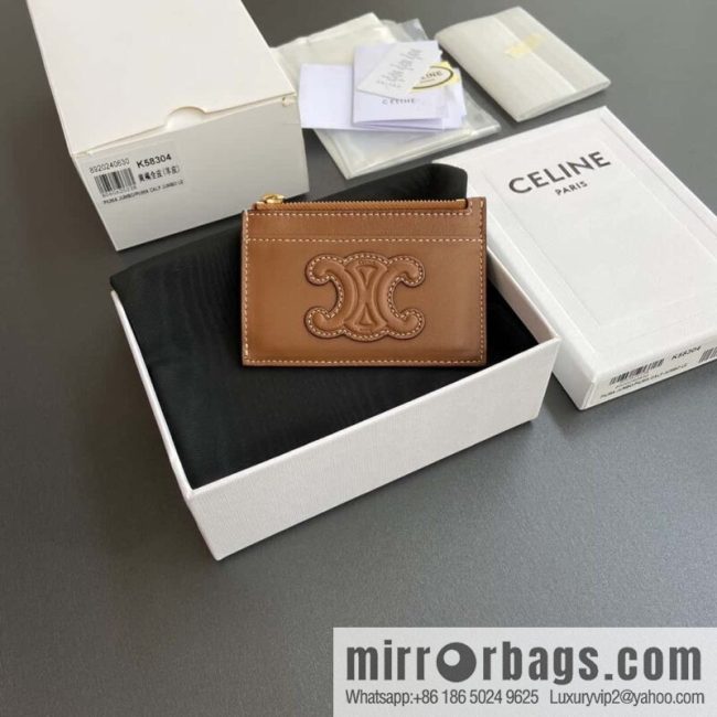CELINE TRIOMPHE logo printed card holder 10K58304EMJ.04LU