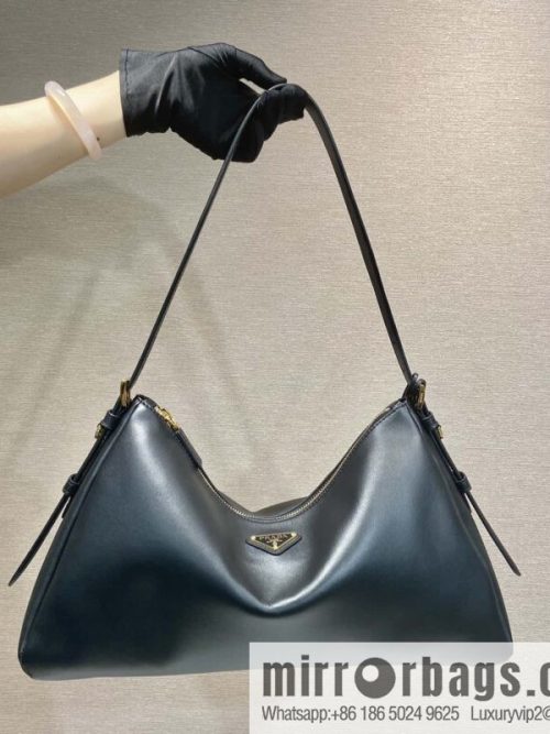 PRADA 🎉 new Aimee armpit bag 🎉 1BC228 🎉 black