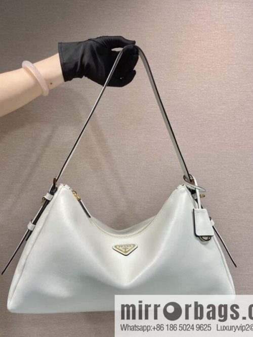 PRADA 🎉 new Aimee armpit bag 🎉 1BC228 🎉 white