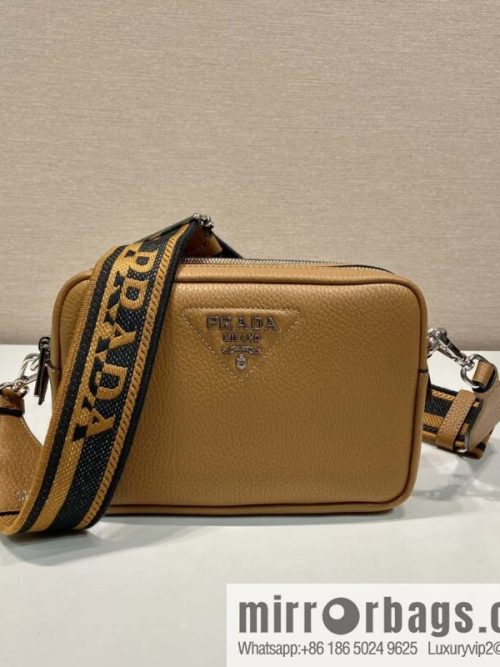 PRADA 🎉 new shoulder strap 🎉 1BD082 new color