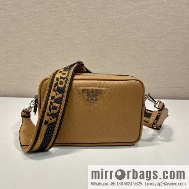 PRADA 🎉 new shoulder strap 🎉 1BD082 new color
