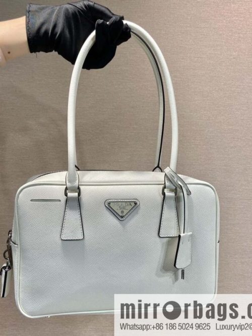 PRADA 🎉 new long handle medieval bag 🎉 1BA428 new 🎉 white