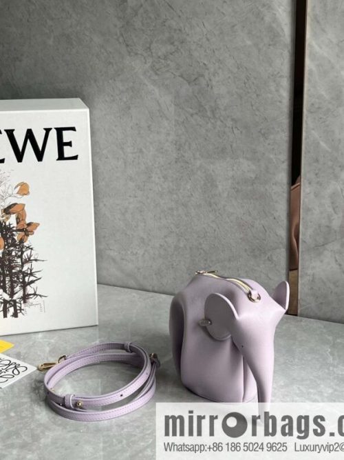 LOEWE\'s latest jade series baby elephant bag 0192 purple