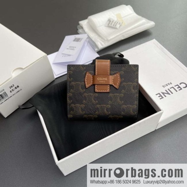 CELINE TRIOMPHE logo printed short three-fold wallet 10H262DB7.04LU