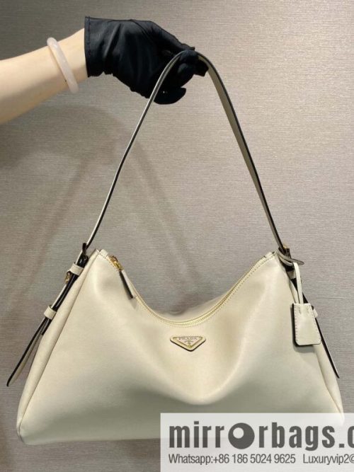 PRADA 🎉 new Aimee armpit bag 🎉 1BC228