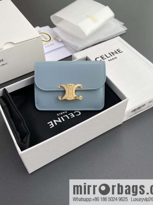 CELINE TRIOMPHE shiny cow leather flip card bag 10I 582 CPJ.04LU
