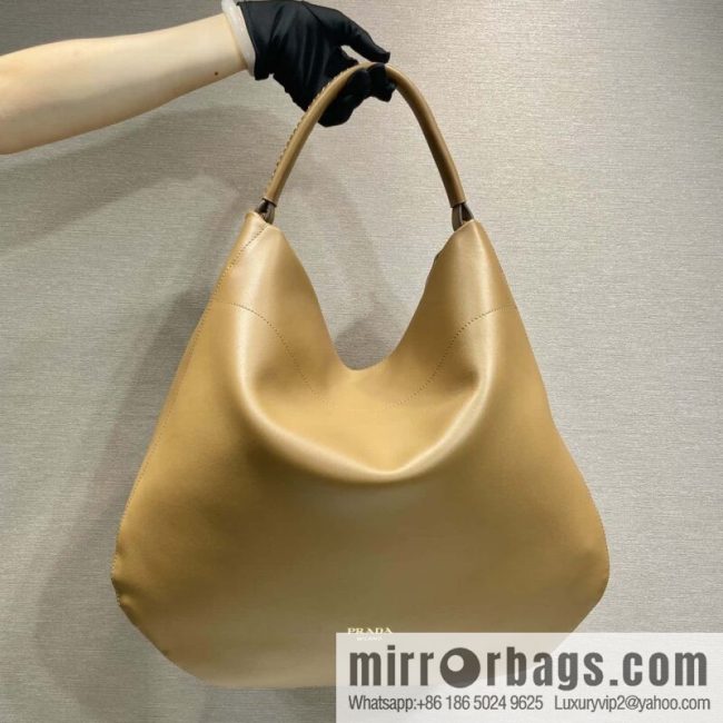PRADA 🎉 new tote bag 🎉 1BC219 brown