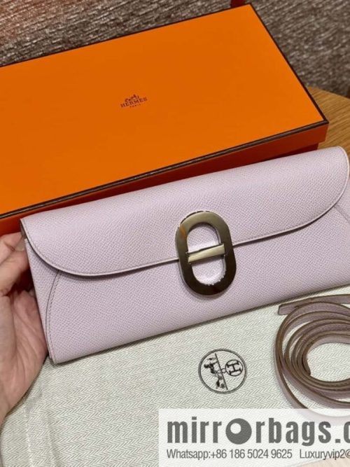 Chaine d\'Ancre To Go wallet, pig nose togo lilac silver buckle
