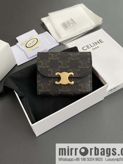 CELINE TRIOMPHE logo printed short wallet 10D782CQH.04LU783