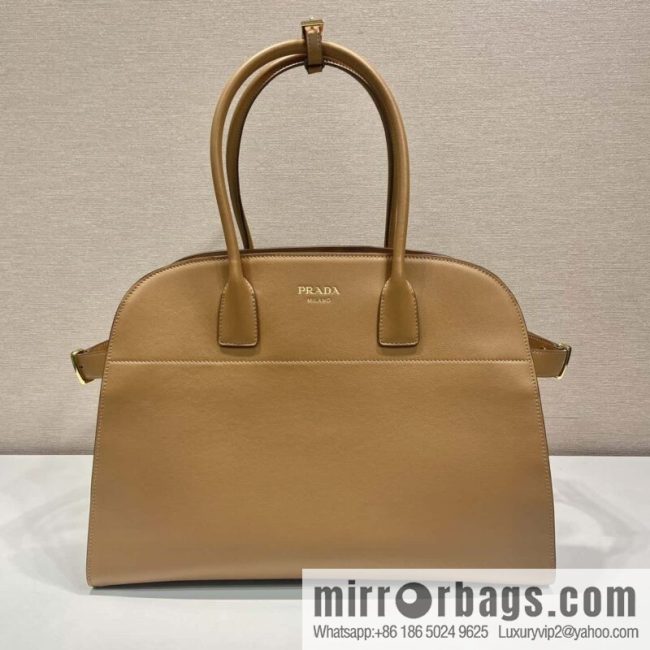 PRADA 🎉 new tote bag 🎉 1BG508