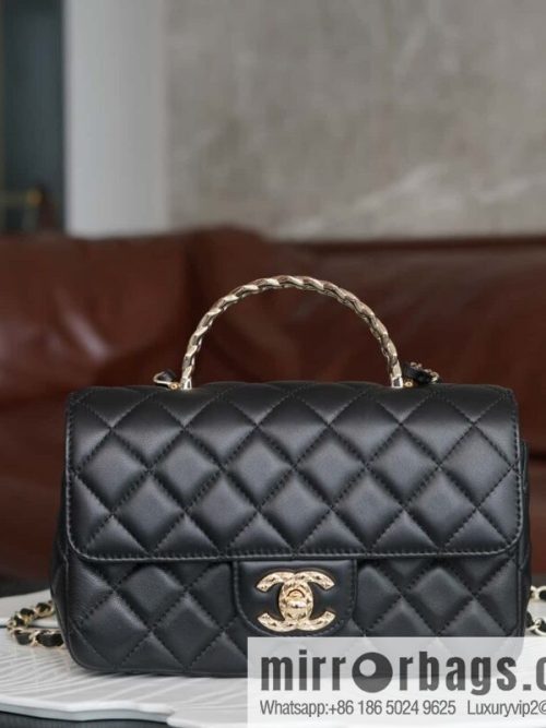 CHANEL CF Mini Wheat Handle 🌾 AS4924