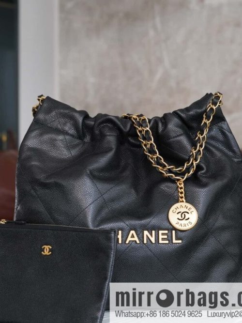 CHANEL New Lychee Pattern Handbag, Small Black Gold Buckle AS3260