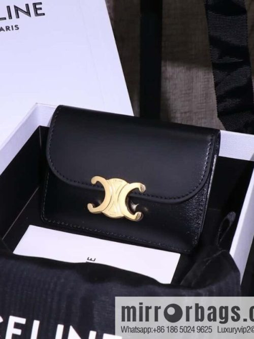 [Premium quality, all-steel hardware] 💃🏻 CELINE\'s latest TRIOMPHE cowhide flip card bag model number: 101583