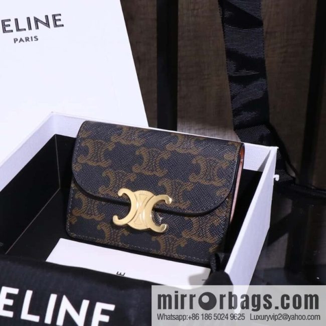 [Premium quality, all-steel hardware] 💃🏻 CELINE\'s latest TRIOMPHE cowhide flip card bag model number: 101583