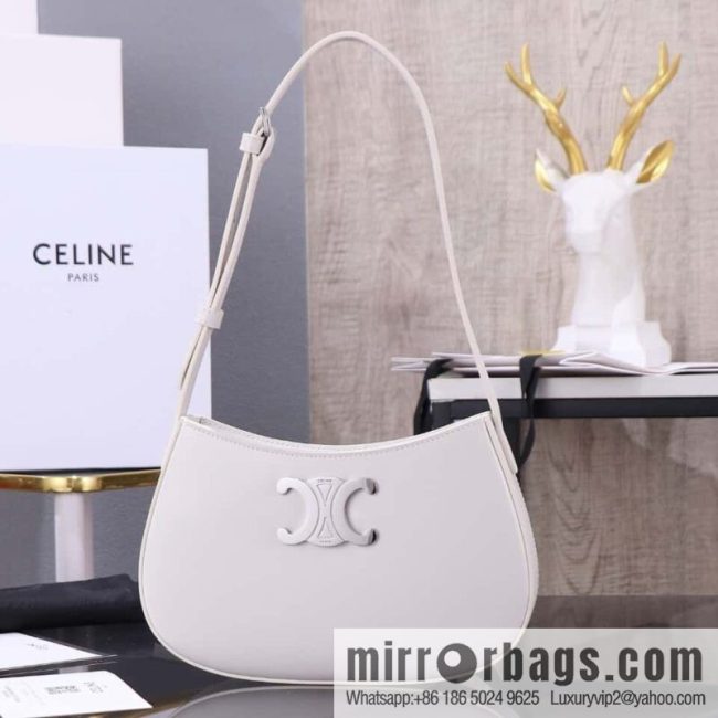 CELIN_E 2024 | TILLY medium shiny cow leather handbag The latest armpit bag number: 115703BF4.38NO