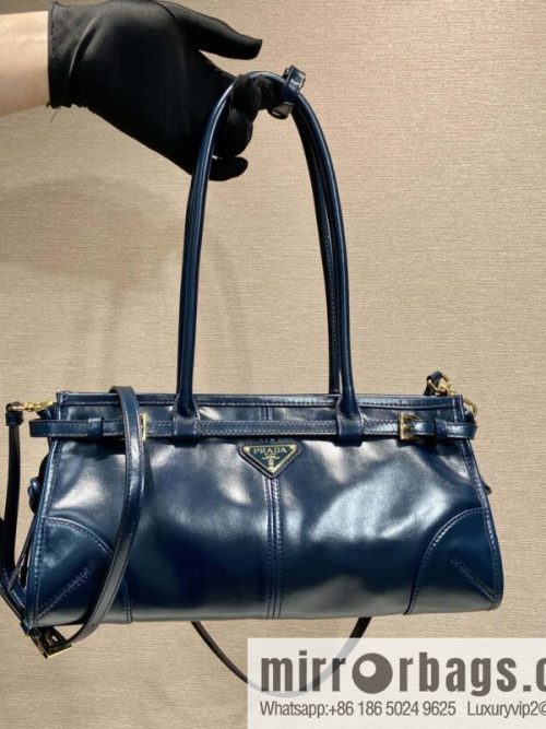 PRADA 🎉 LusSo lf oil wax leather 🎉 1BA426 small new color🎉🎉