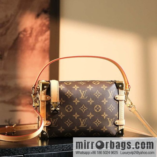LV 𝑺𝑰𝑫𝑬 𝑻𝑹𝑼𝑵𝑲 Chip Diamond Jump Code Medium Series #M