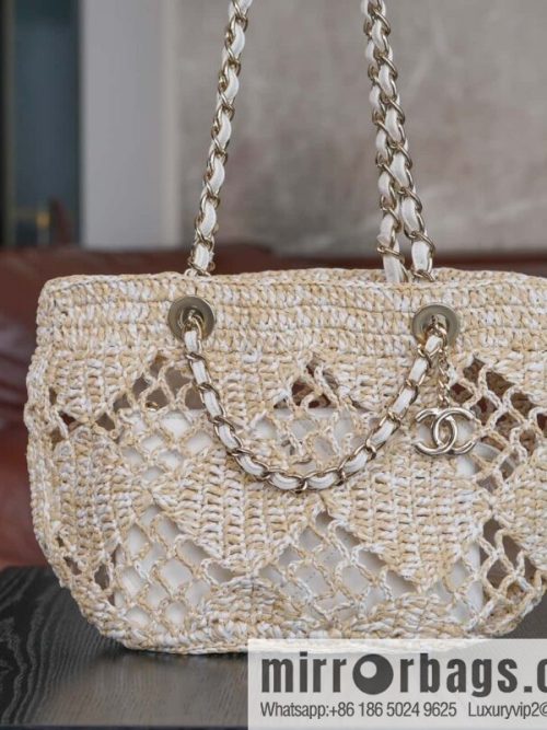 𝐂𝐡𝐚𝐧𝐞𝐥 𝟮𝟰 CoCo Beach Straw Shopping Bag 🛍️ S