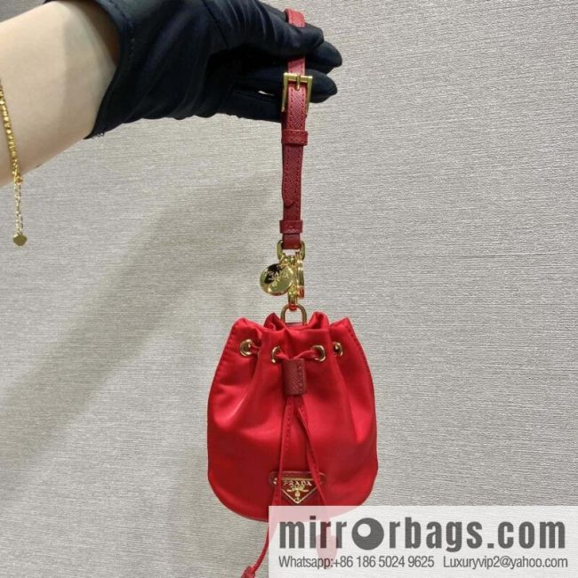 PRADA 🎉 mini bucket bag 🎉 1TT202 new 🎉🎉 red