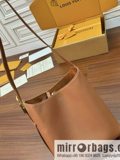 LV M25354 Low Key Hobo PM