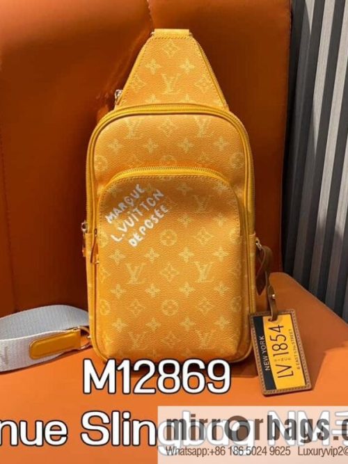 [Original order boutique] M12869 yellow (silk screen) men\'s bag breast bag series Avenue Slingbag NM handbag