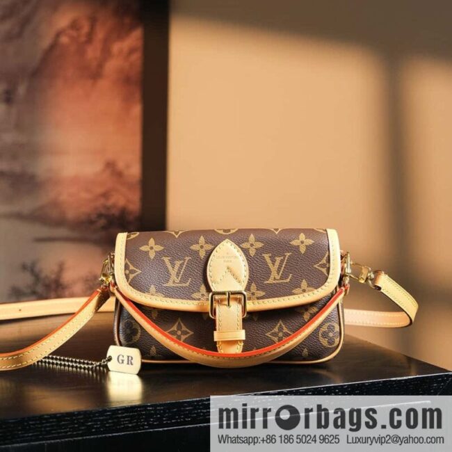 wsxc1727017307021_0-800x800i1ctorn2jqa159060_20250705142947.jpg LV M83298 New NANO DIANE handbag of the season