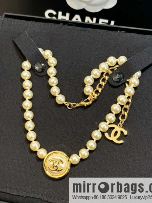 ❗️New ❗️☀️ New ☑️ Chanel Double C Round Button Pearl Necklace ☀️