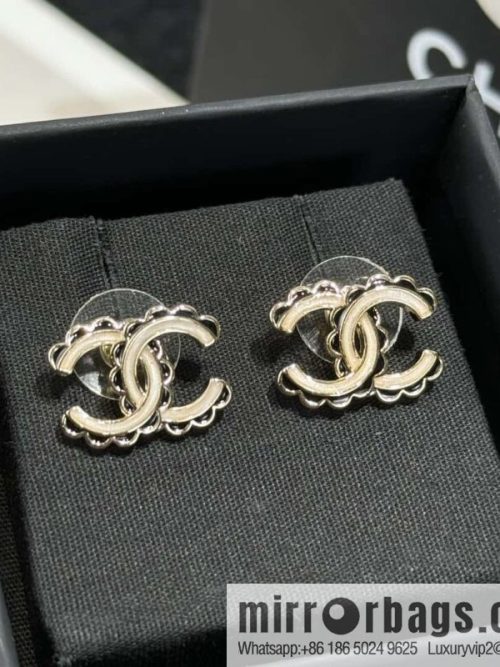 ☀️New ☑️ chanel c1 double c stud earrings