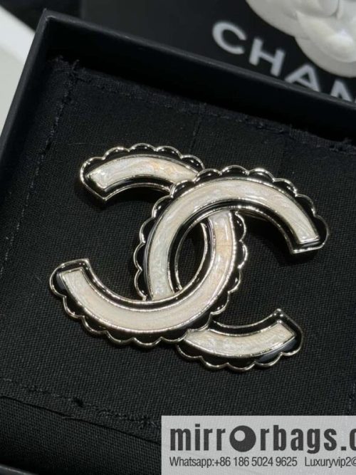 ❗️New ❗️☀️ New ☑️ Chanel Double C Brooch ☀️