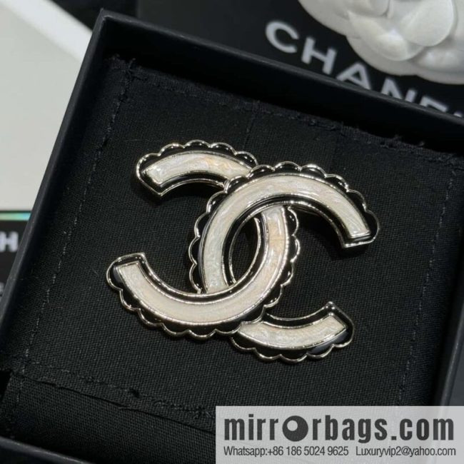 ❗️New ❗️☀️ New ☑️ Chanel Double C Brooch ☀️