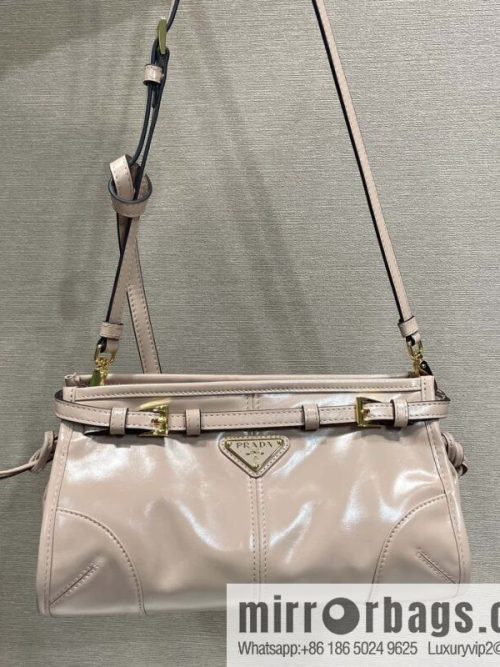 PRADA 🎉 LusSo lf oil wax leather 🎉 1BA215 messenger bag 🎉 pink