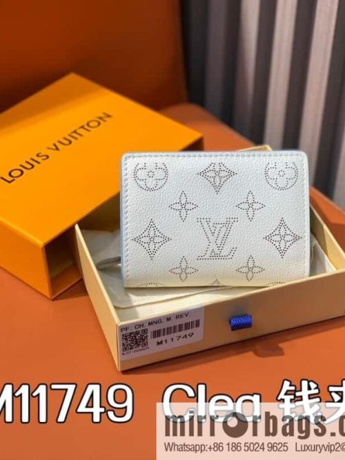 [Original order boutique] M11749 white hollow, full leather two-fold wallet series Clea wallet M80817 11749 white (hollow)