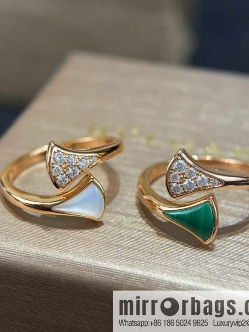 BVLGARI DIVAS\'DREAM Malachite White Fritillary Fan Ring