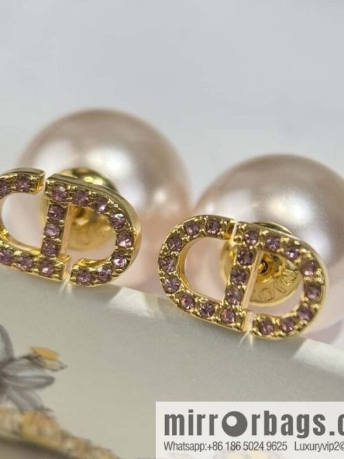 New ☑️ DIOR CD pink pearl stud earrings