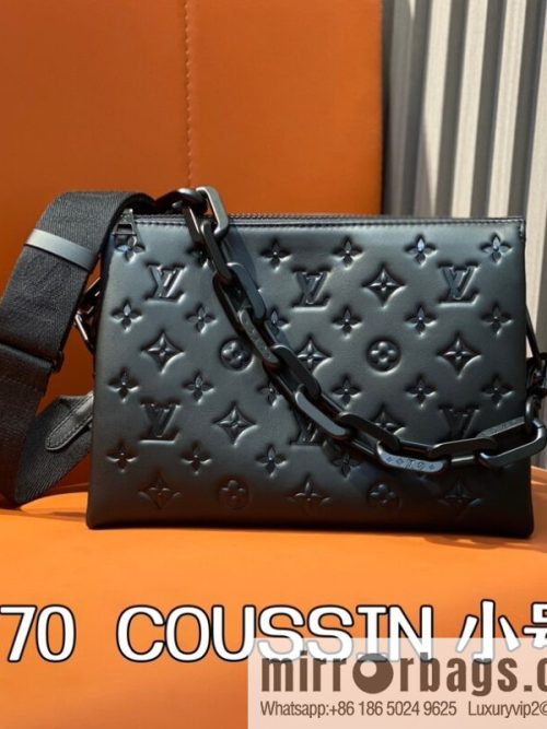 [Original order boutique] M11370 black full leather embossed, chain bag series, the new COUSSIN small handbag of the season
