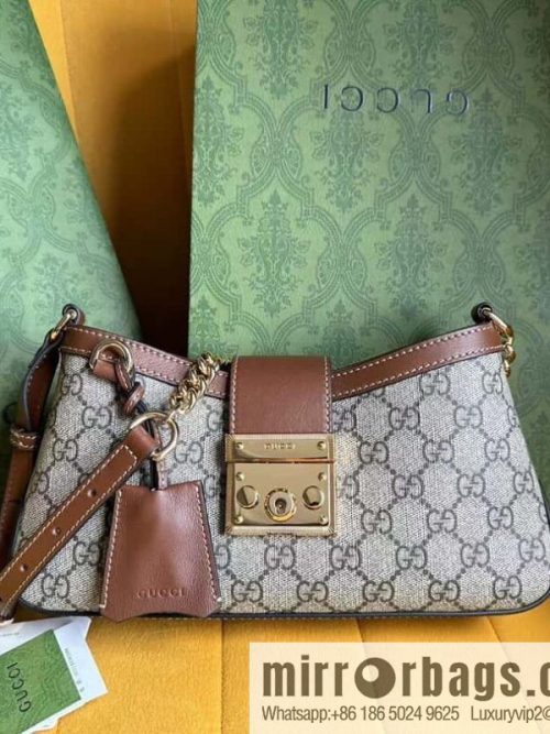 [Original Leather] Beige and Ebony GG Supreme Canvas 811705