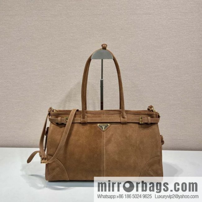 PRADA 🎉 LusSo lf fleece 🎉 1BA433 L🎉🎉
