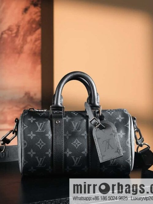 LV 𝐊𝐄𝐄𝐏𝐀𝐋𝐋 𝐂𝐈𝐓𝐘𝟐𝟓 Chip Rhombus Code Series #M