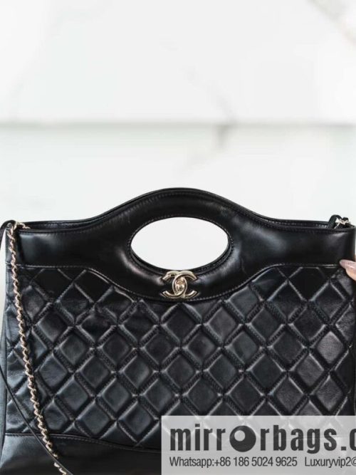 𝐂𝐡𝐚𝐧𝐞𝐥 24S 31bag horizontal medium, black ➿ genuine leather AS4854
