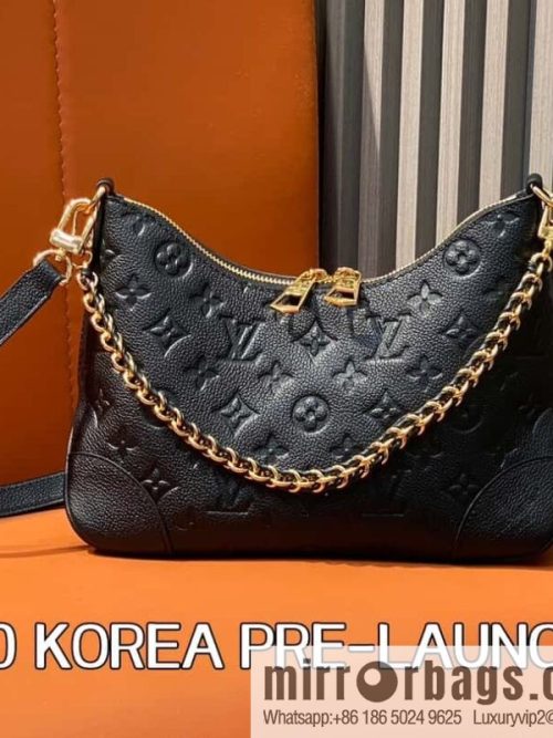 [Original order boutique] M12930 black full leather embossed, chain bag croissant series KOREA PRE-LAUNCH handbag