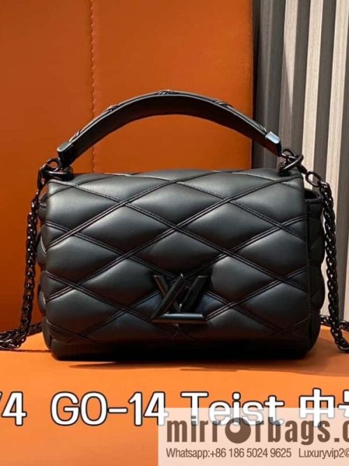 [Original order boutique] M11374 black, Darth Vader full leather rhombus chain bag series GO-14 Teist medium handbag
