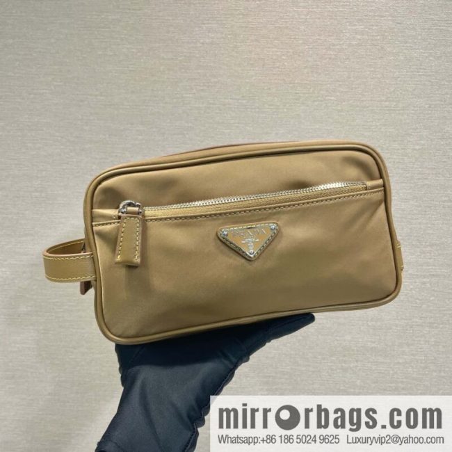 PRADA 🎉 new wash handbag 🎉 2NA819 storage bag, brown