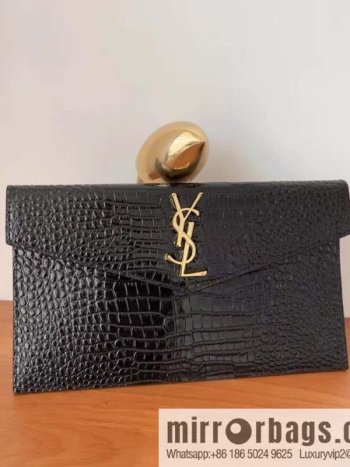 YSL 𝑼𝒑𝒕𝒐𝒘𝒏_ crocodile pattern clutch bag 565739 black/gold buckle